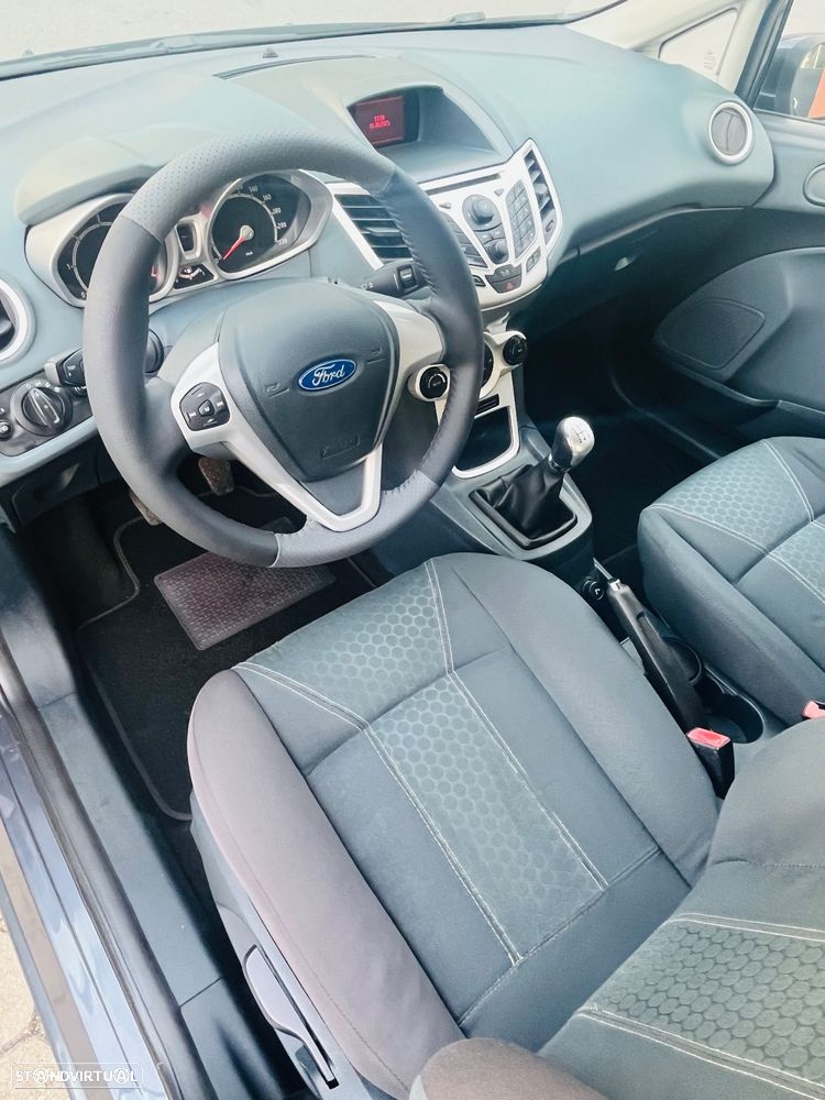 Ford Fiesta 1.4 TDCi Titanium - 22