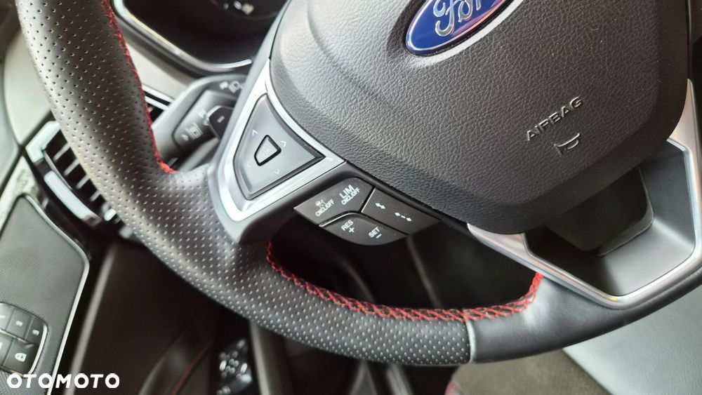 Ford Mondeo - 23