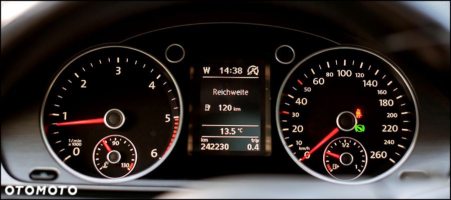 Volkswagen Passat Variant - 25