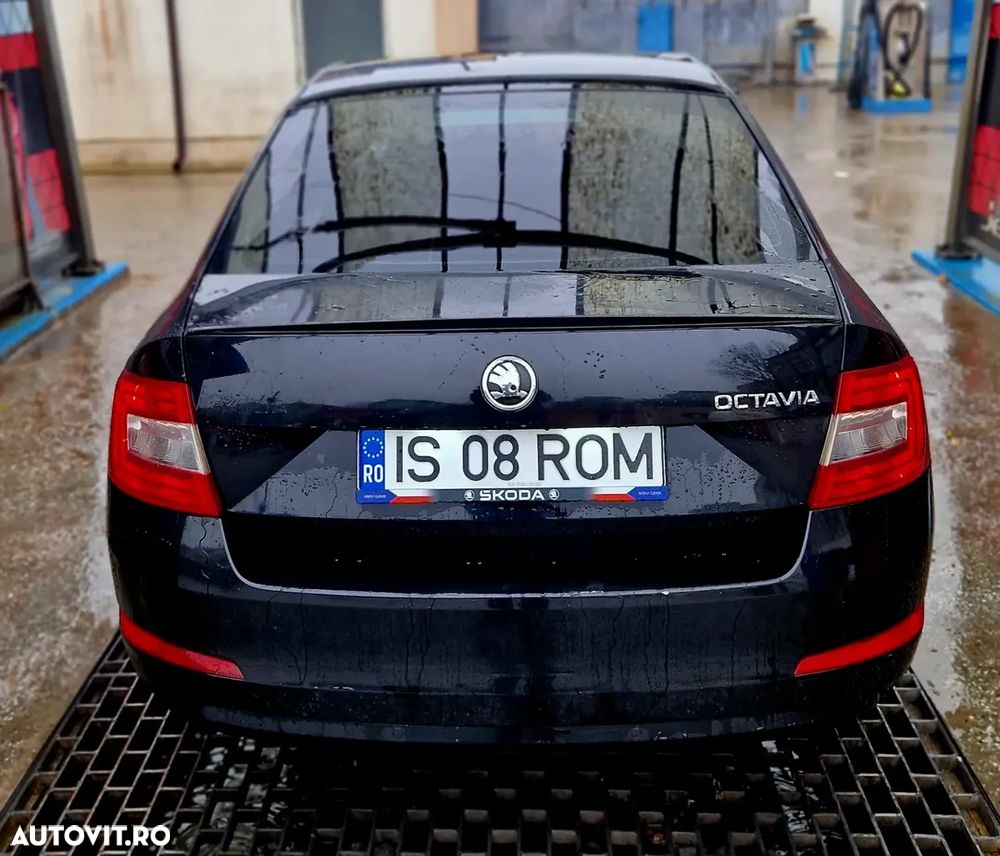 Skoda Octavia 1.6 TDI ELEGANCE - 3