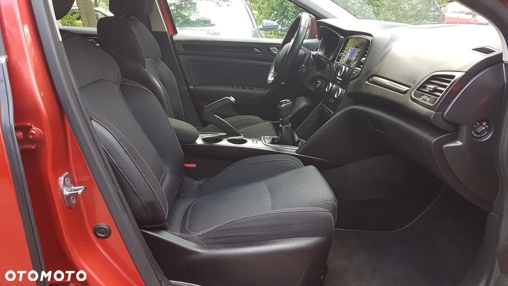 Renault Megane - 5