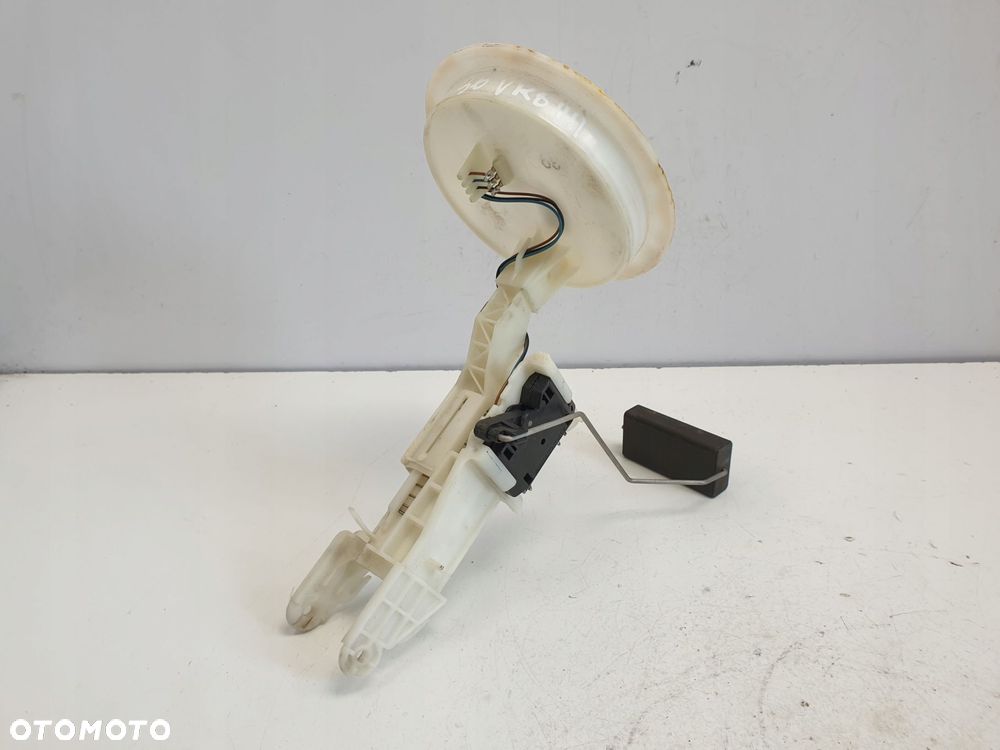 Skoda Superb II 3.6 FSI CZUJNIK PALIWA PŁYWAK - 3