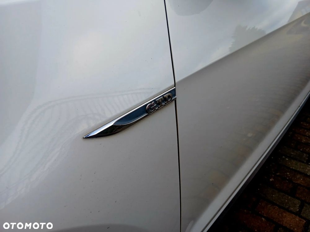 Volkswagen Golf GTD 2.0 TDI SCR DSG - 5