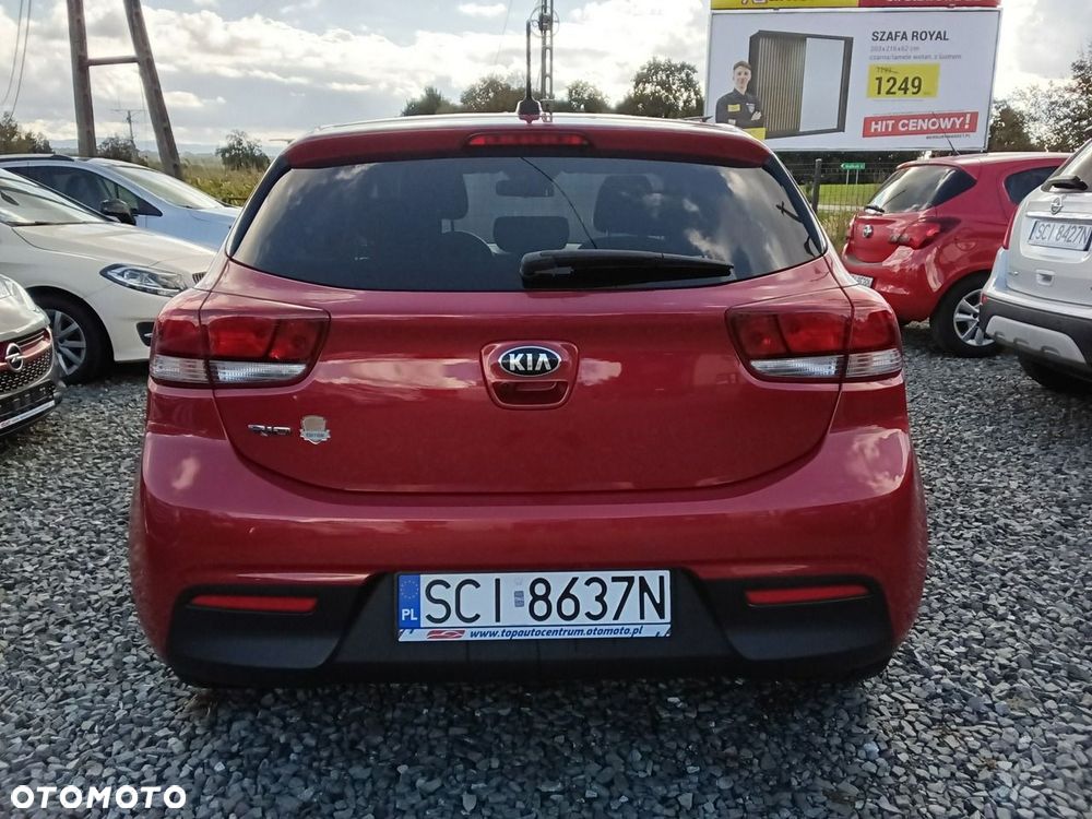 Kia Rio - 5
