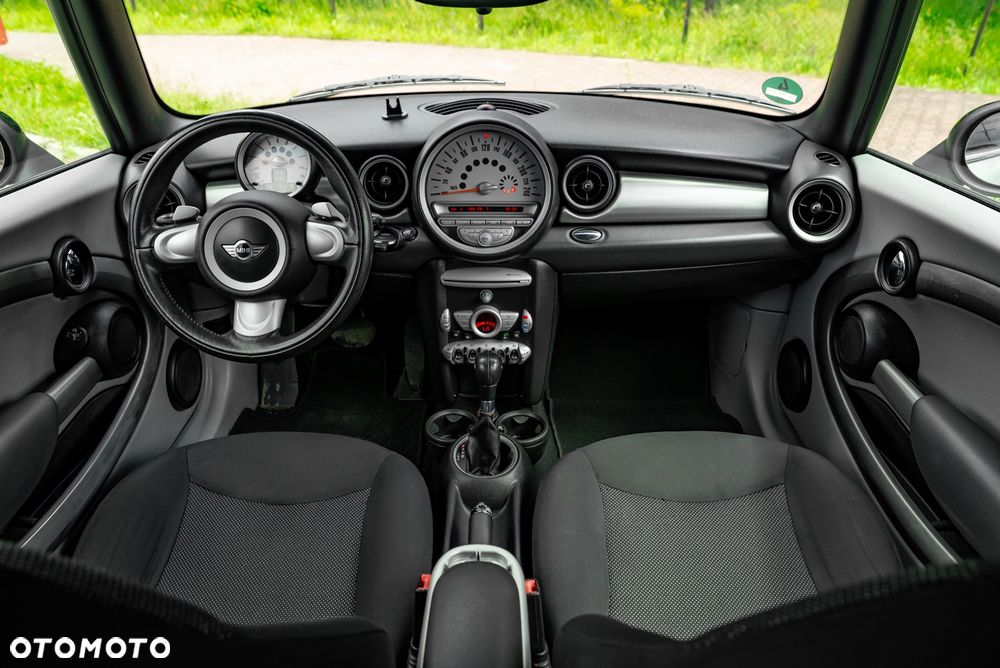 MINI Cooper 50 Camden - 25