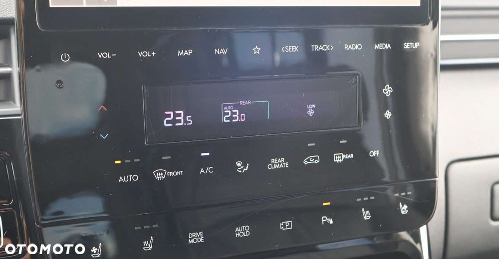 Hyundai Staria - 34