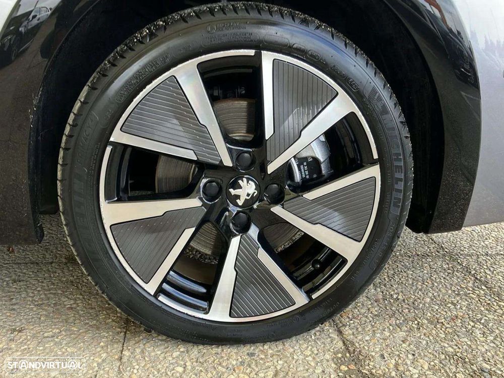 Peugeot e-208 50 kWh GT Line - 18