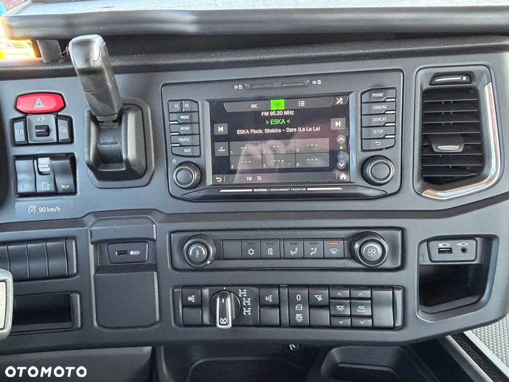 Scania G450 XT 4x4 stały napęd , skrzynia redukcyjna , biegi terenowe , hydraulika do wywrotu, z Niemiec ,opticrusie ze sprzęgłem - 25