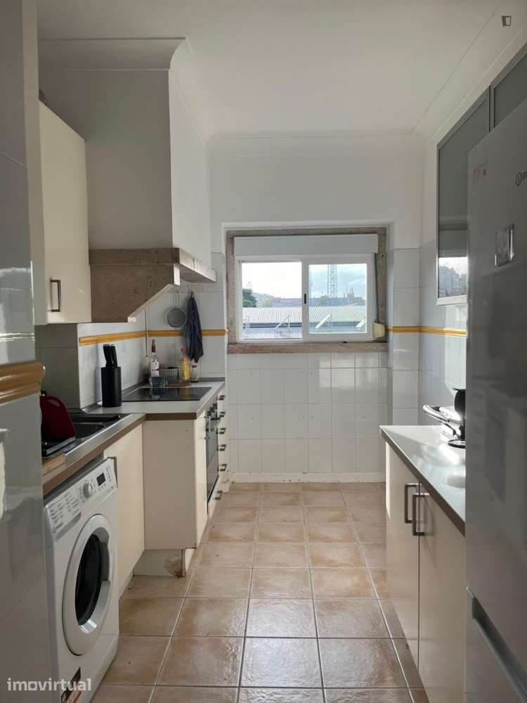 Quarto - localizado em Alvalade Lisbon - Grande imagem: 3/13
