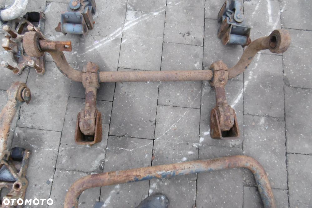 Drążek stabilizator Iveco Eurotrakker Trakker 4x4 6x4 8x4 - 8