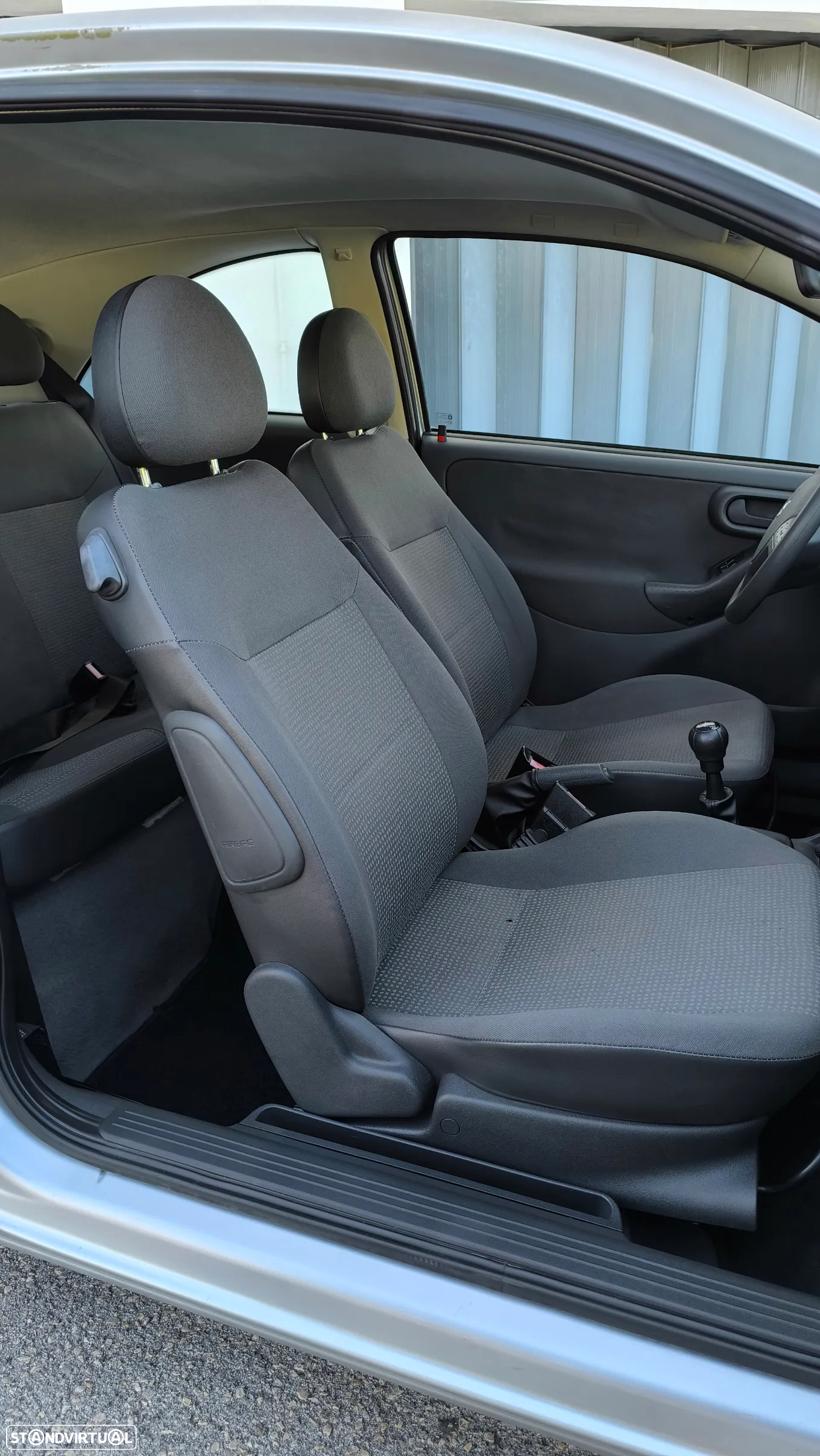Opel Corsa 1.0 12V Silver - 19