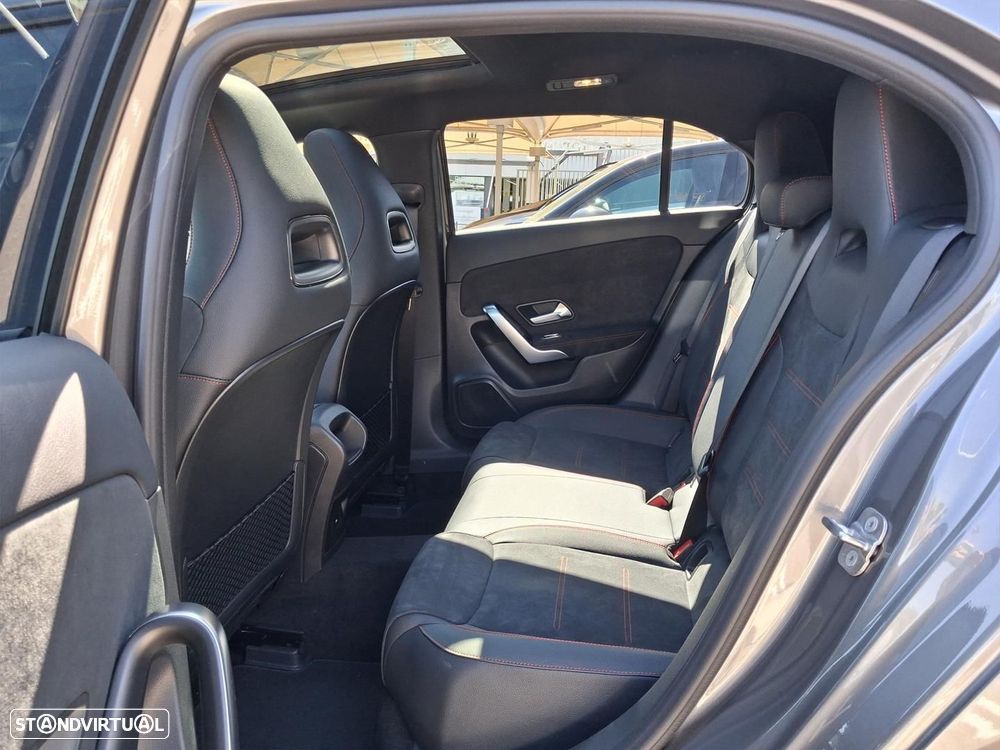 Mercedes-Benz A 180 - 12