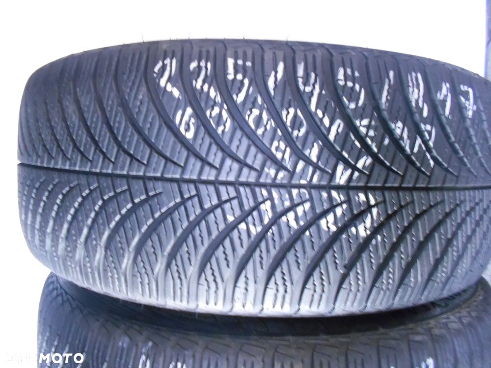 OPONA POJEDYNKA 225/45R17 GOODYEAR VECTOR 4 SEASONS GEN-2 RSC DOT 3222 7MM - 1