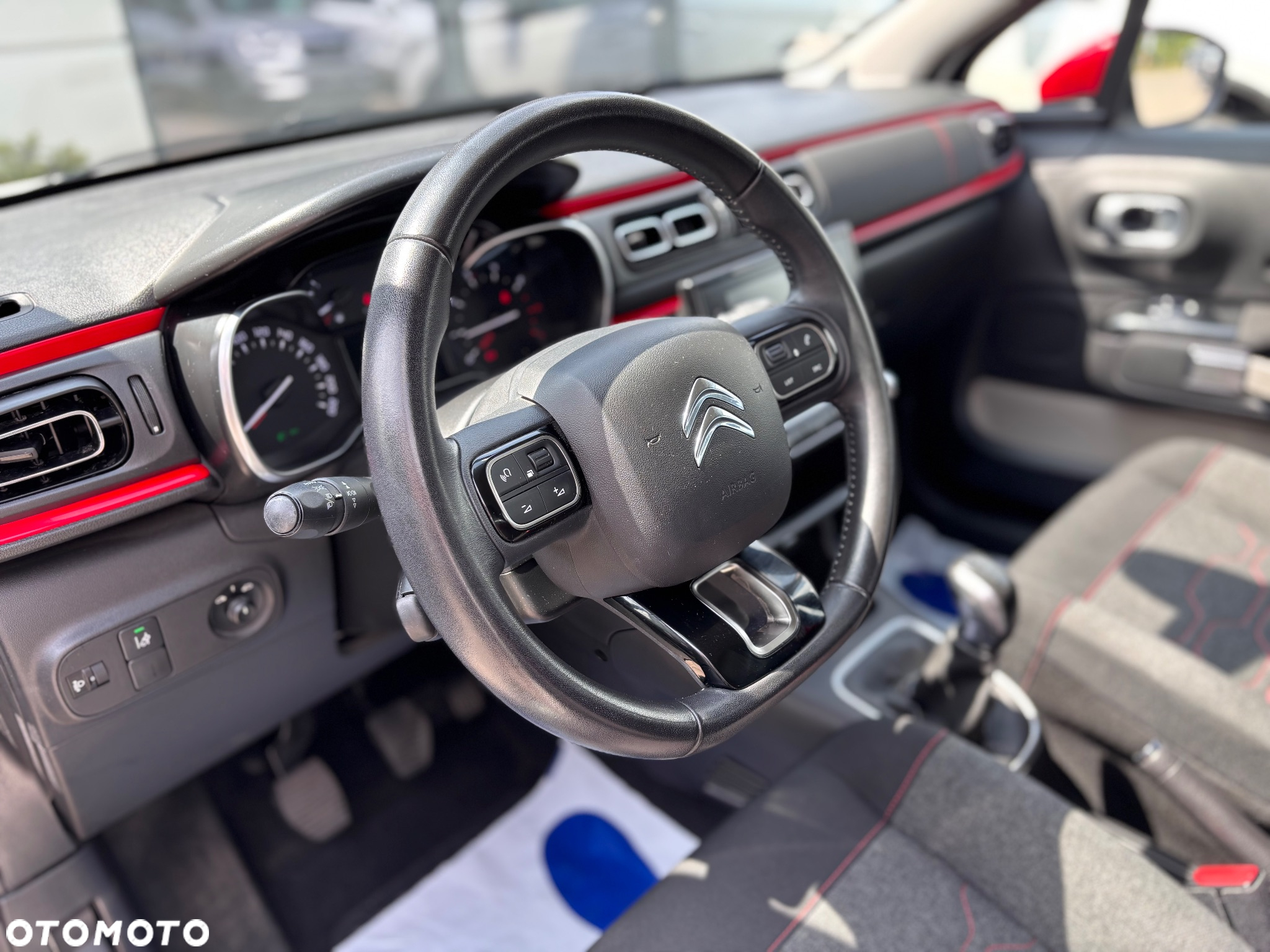 Citroën C3 1.2 PureTech Shine - 19