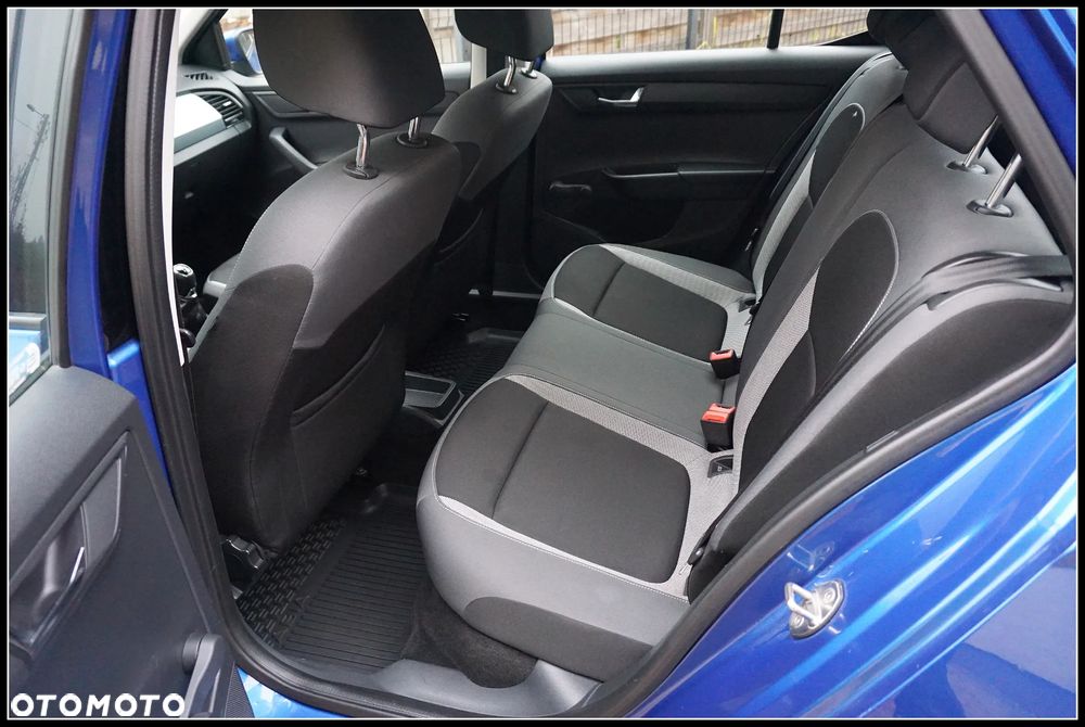 Skoda Fabia 1.2 TSI Ambition - 11