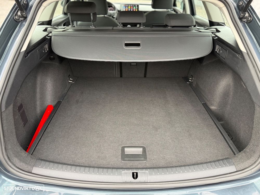 SEAT Leon ST 2.0 TDI Style - 38