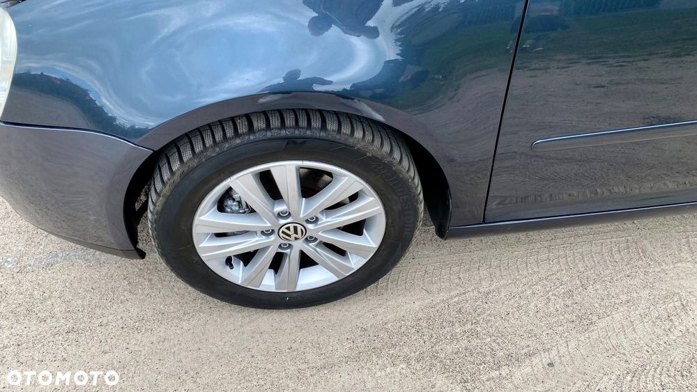 Volkswagen Golf 2.0 TDI Highline - 25