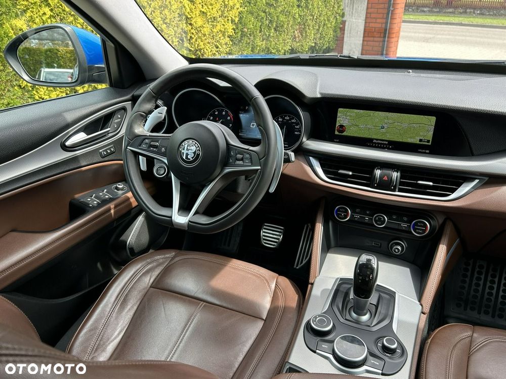 Alfa Romeo Stelvio 2.0 Turbo Executive Q4 - 21