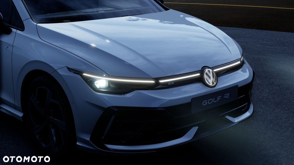 Volkswagen Golf Variant - 10