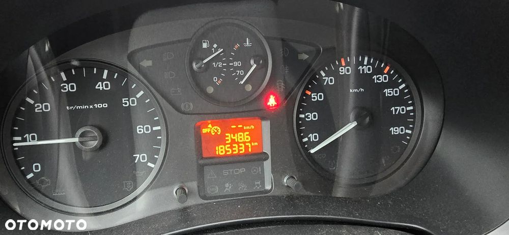 Peugeot Partner 1.6 eHDI AdBlue - 28