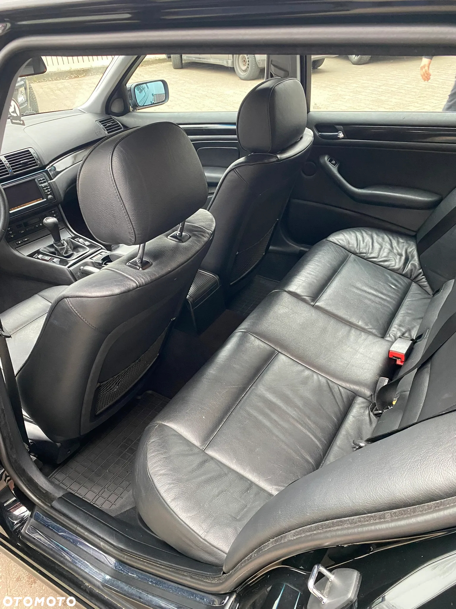 BMW Seria 3 330i - 8
