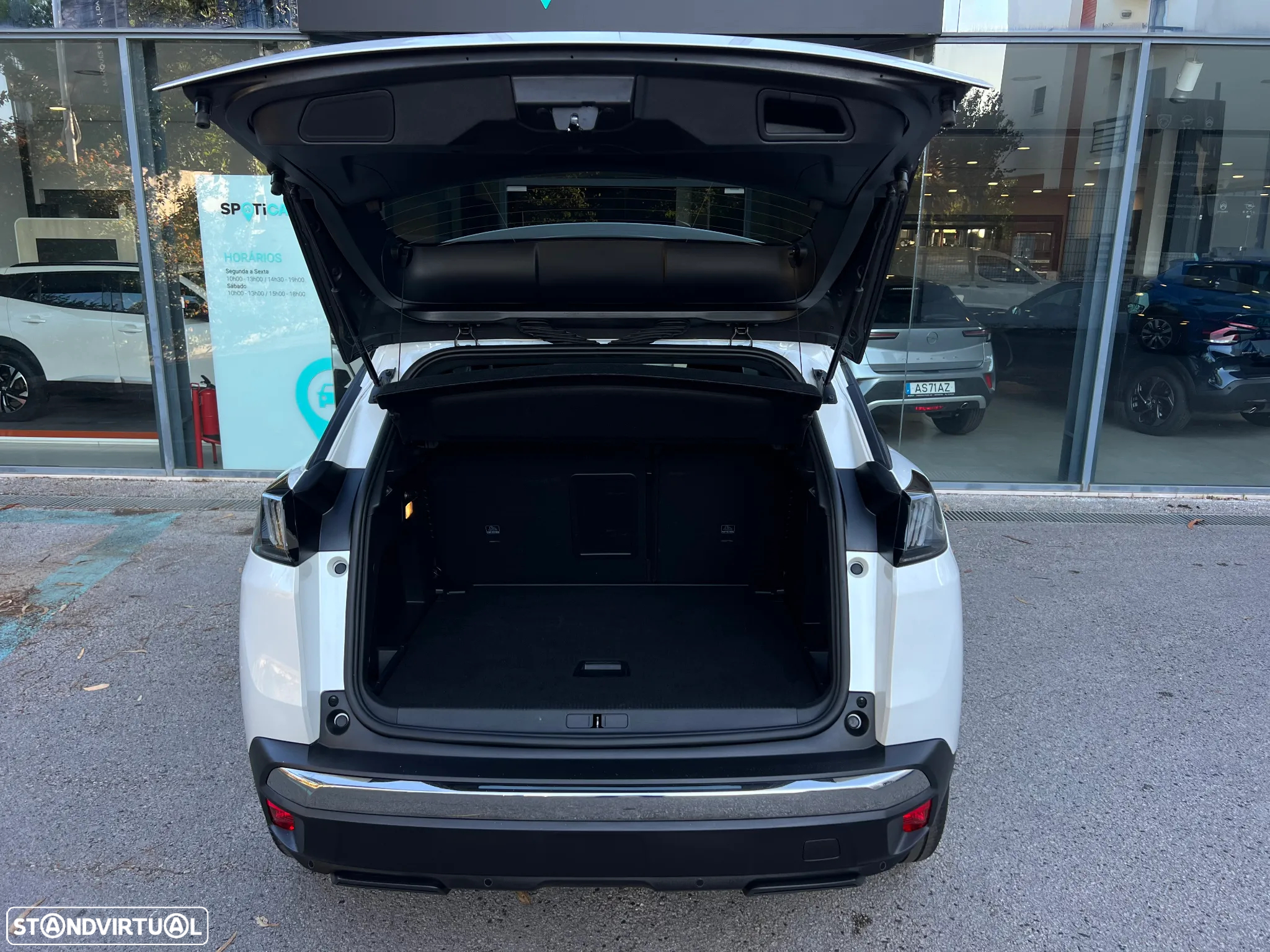 Peugeot 3008 1.2 Hybrid Allure Pack e-DCS6 - 11