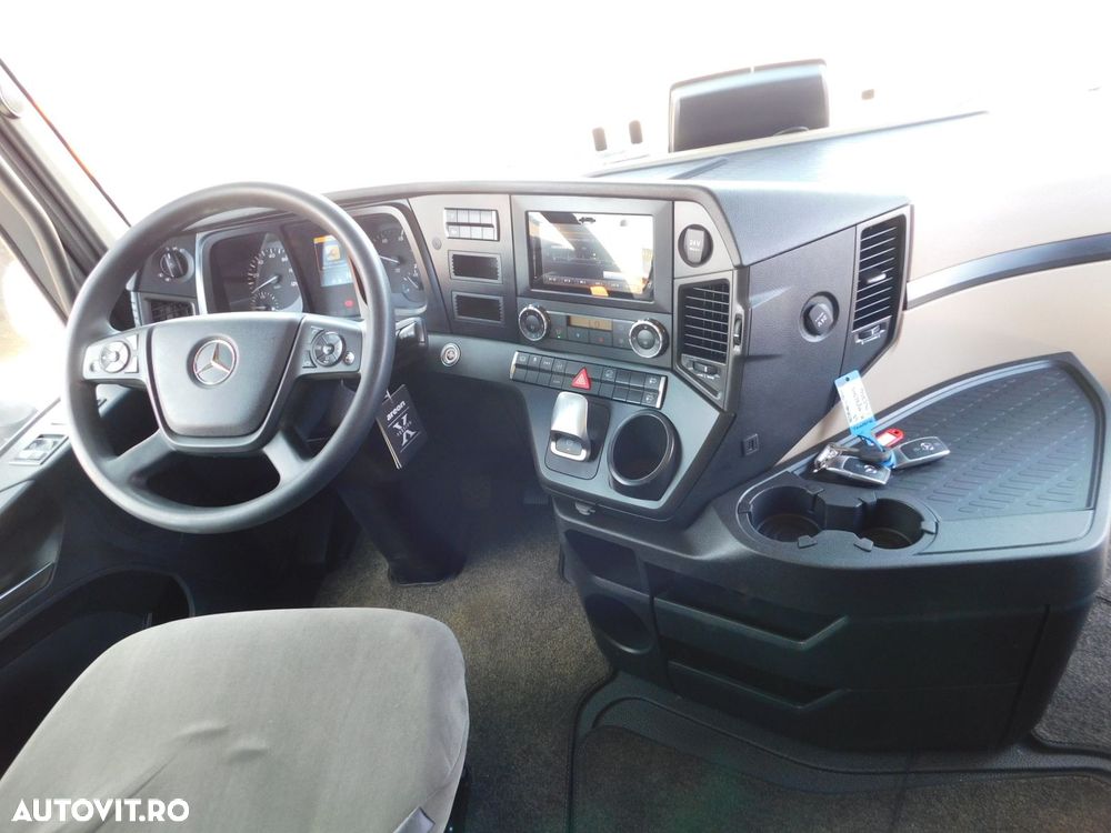 Mercedes-Benz Actros - 6