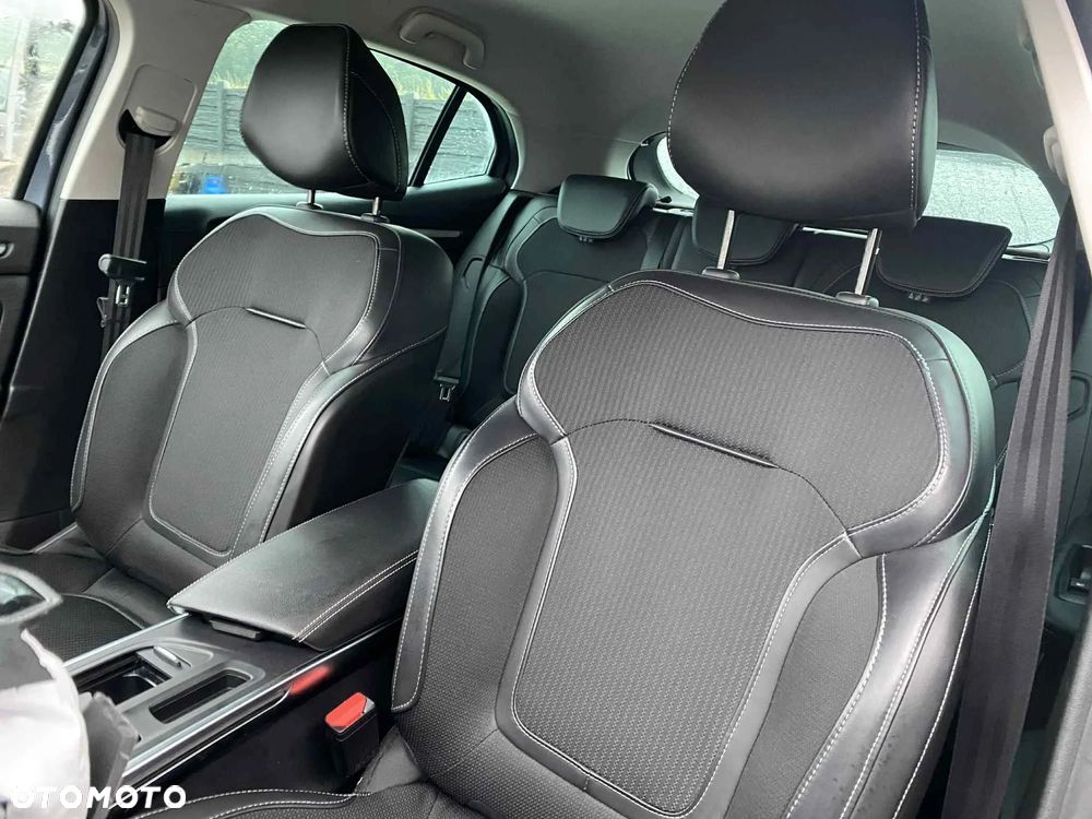 Renault Megane 1.3 TCe FAP Techno EDC - 12