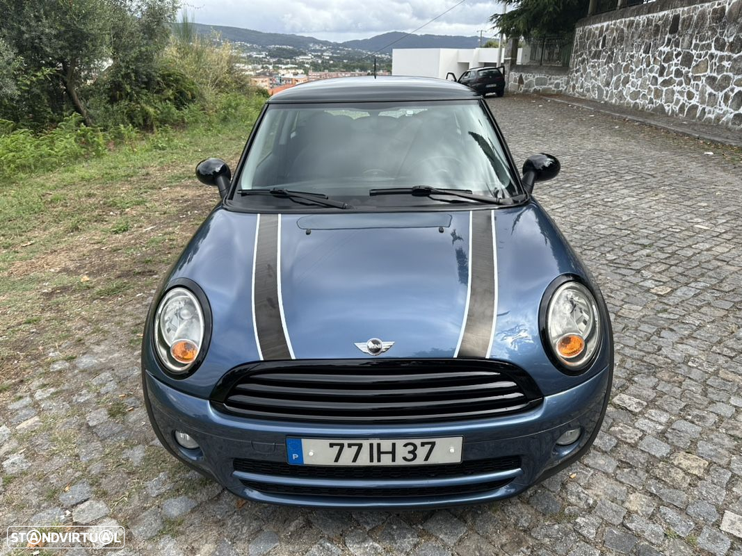 MINI 3 Portas Cooper D - 2