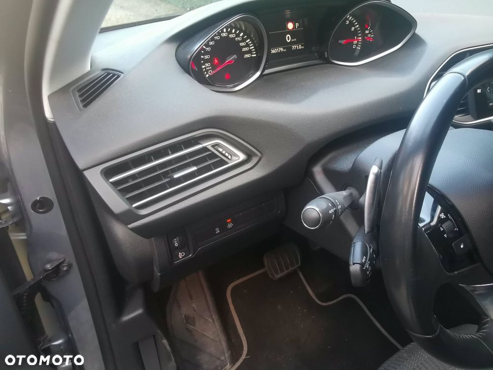 Peugeot 308 - 11