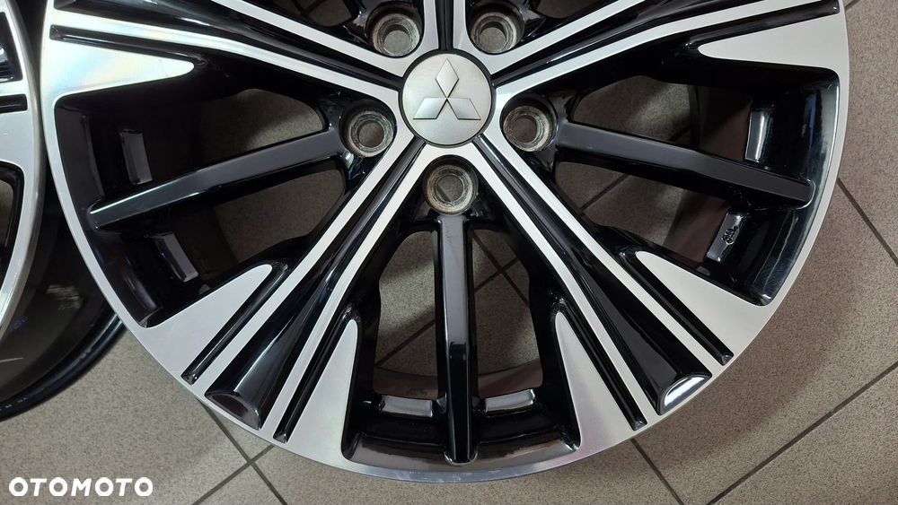 Felgi Aluminiowe 18 Mitsubishi Eclipse Cross 5x114.3 ET 38 - 6