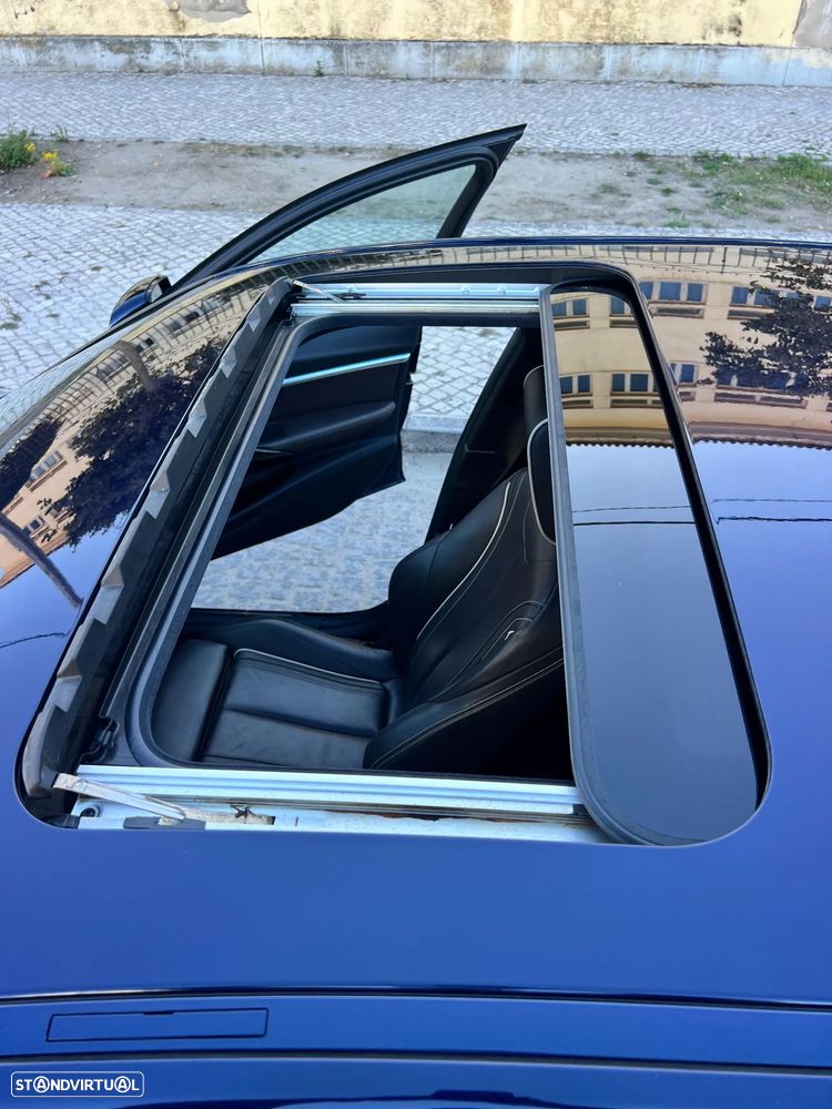 BMW 330 - 21