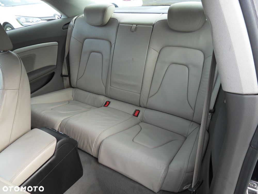 Audi A5 Coupé 2.0 TDI DPF quattro - 10