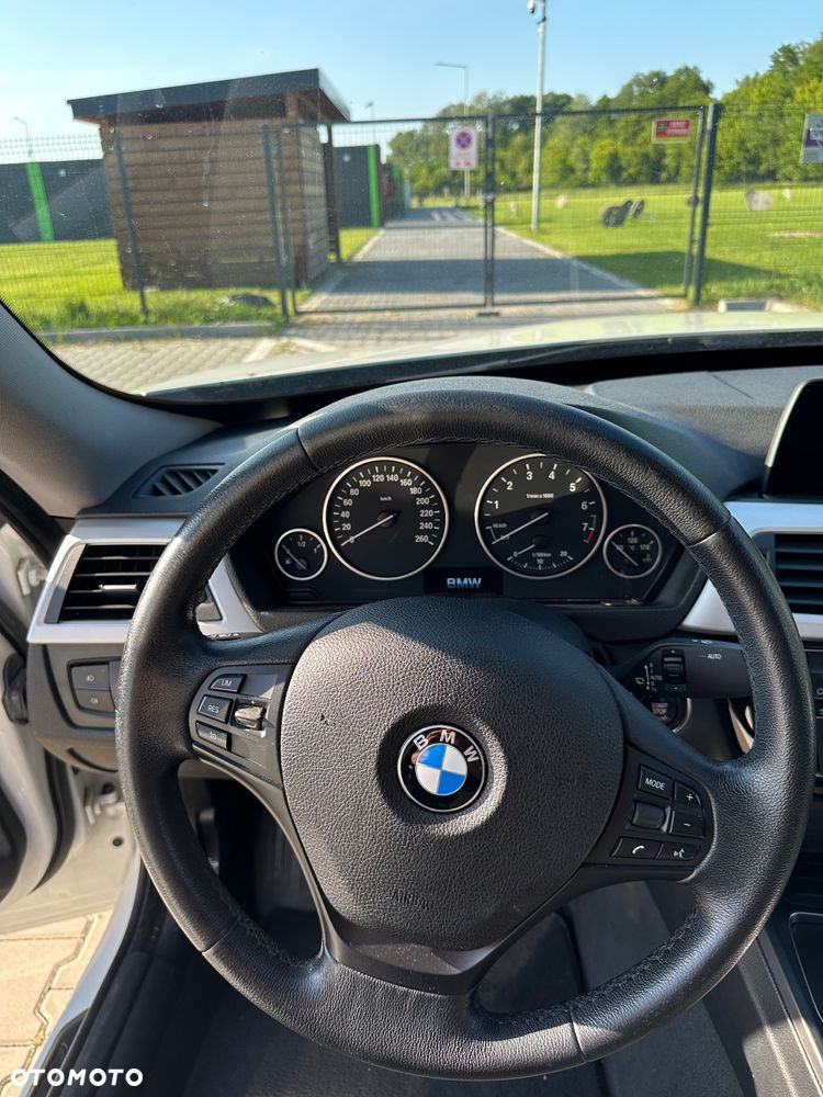 BMW 3GT 320i Advantage - 22