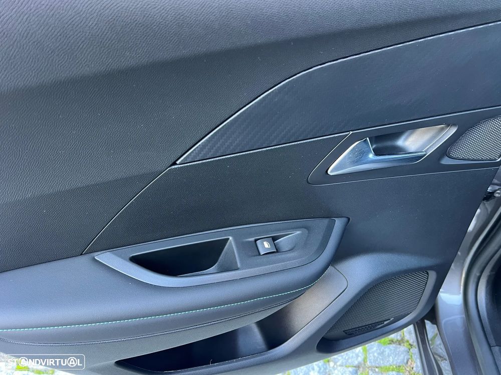 Peugeot 2008 PureTech 130 EAT8 Allure - 38