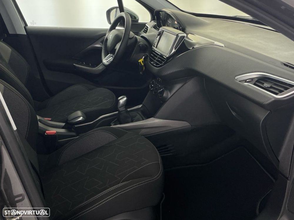 Peugeot 2008 1.6 BlueHDi Style - 22