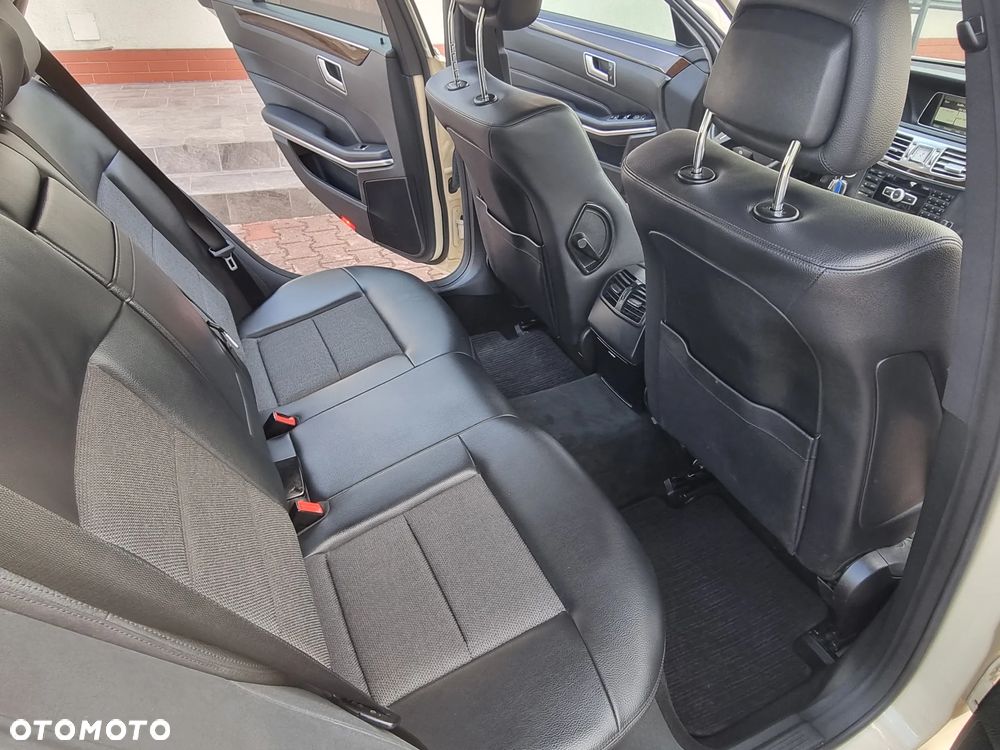 Mercedes-Benz Klasa E 200 CDI 7G-TRONIC - 24