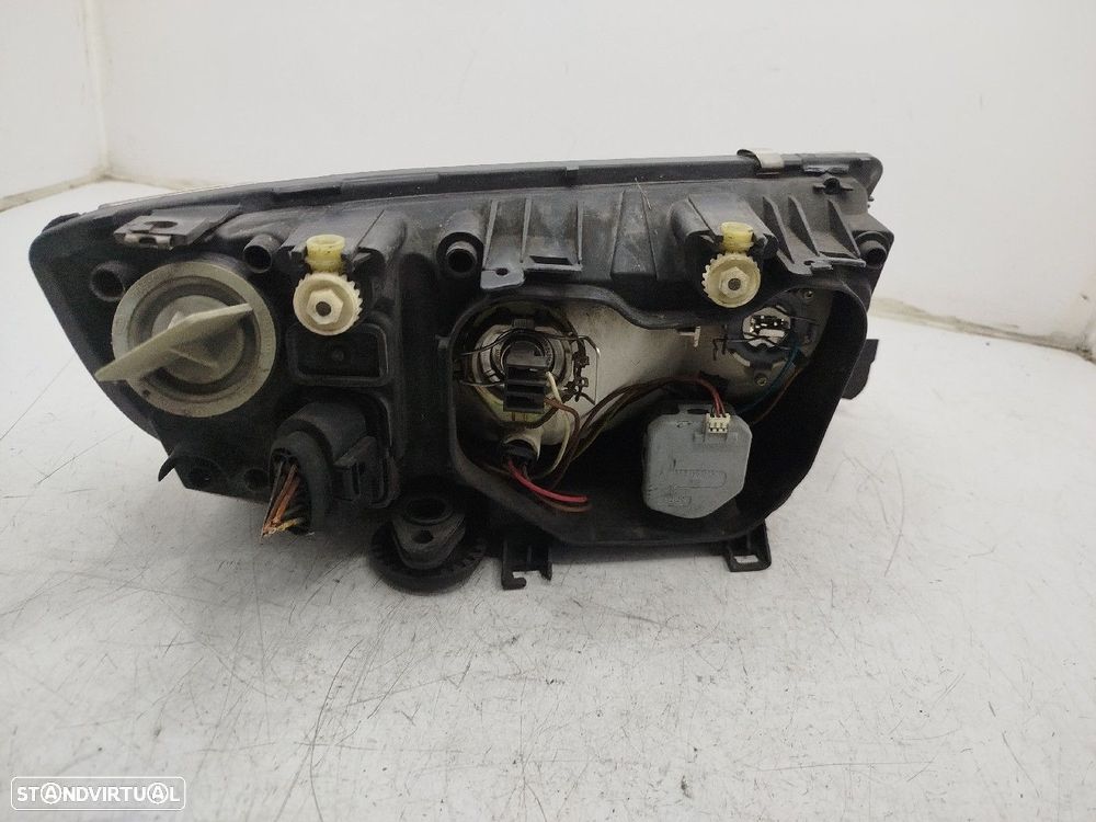 Farol/ Otica Dianteiro Esq Skoda Fabia I Break (6Y5) - 4