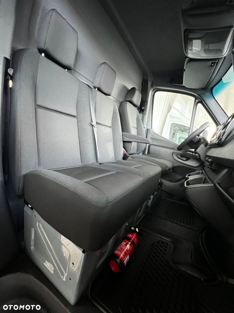 Mercedes-Benz Sprinter 519 CDI OM654 - 13