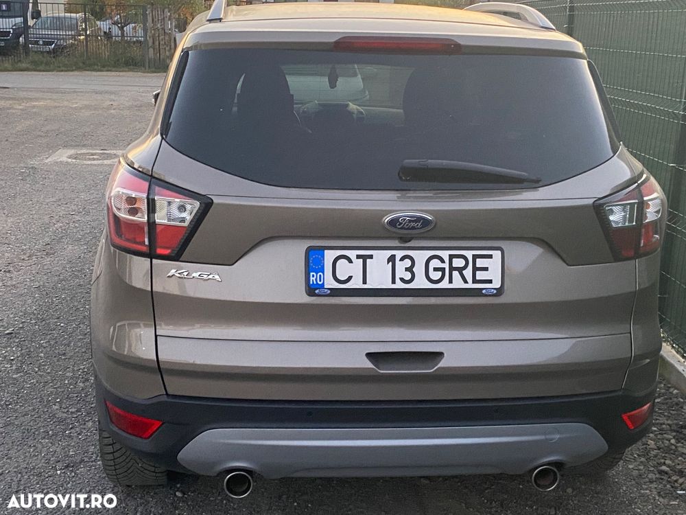 Ford Kuga 2.0 TDCi 4WD Powershift Titanium - 10