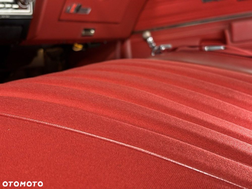 Oldsmobile Cutlass - 39