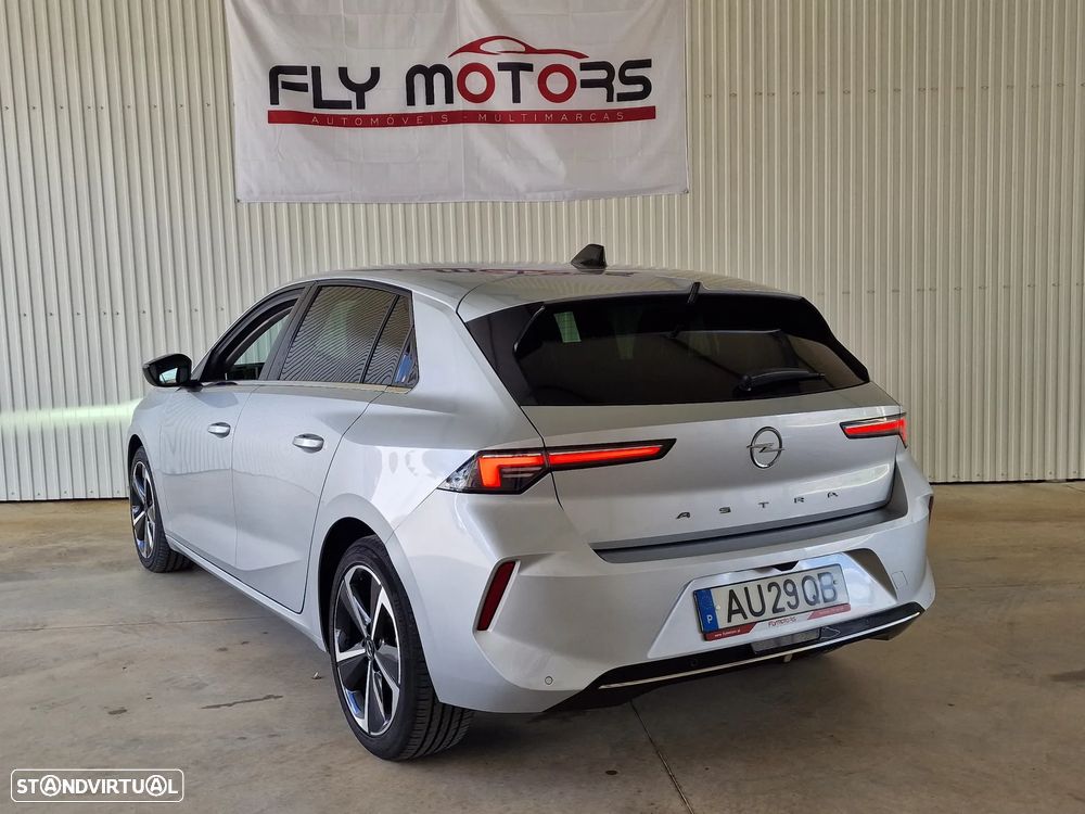 Opel Astra 1.5 D Elegance - 37