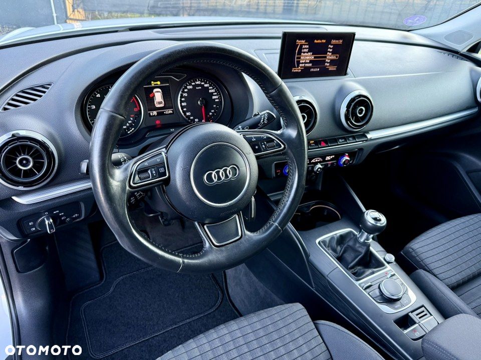 Audi A3 Sportback 1.4 TFSI Attraction - 17