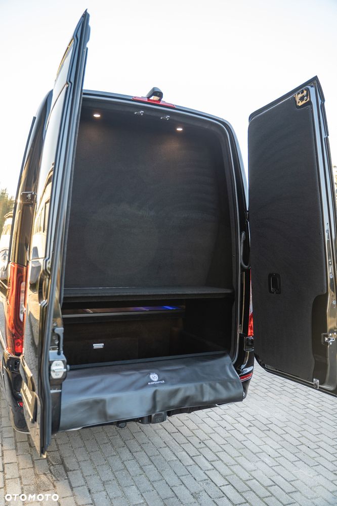 Mercedes-Benz Sprinter 519 - 10
