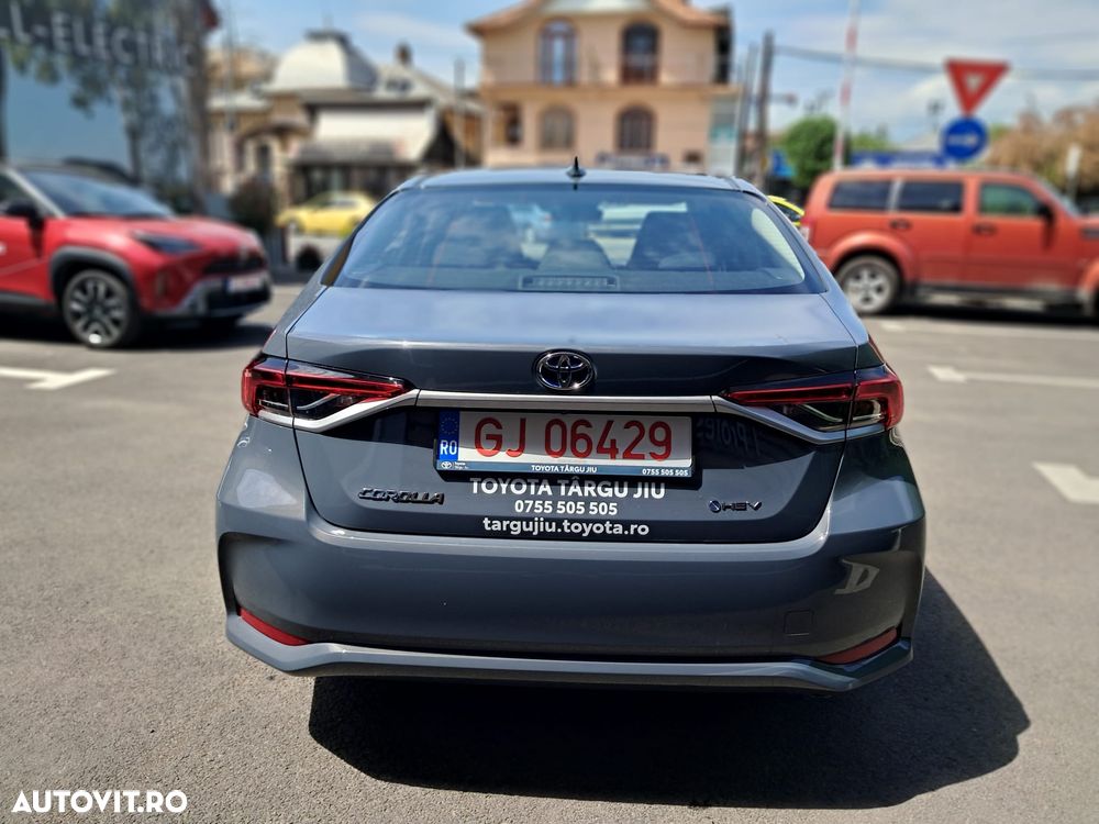 Toyota Corolla 1.8 HSD Eco - 13