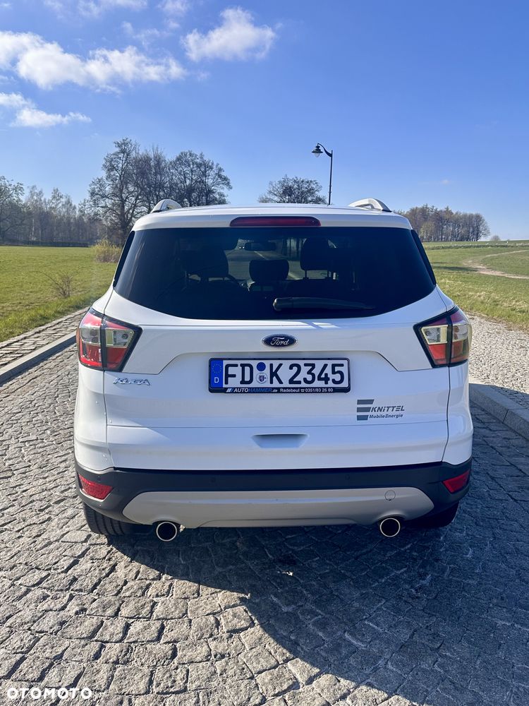 Ford Kuga - 11