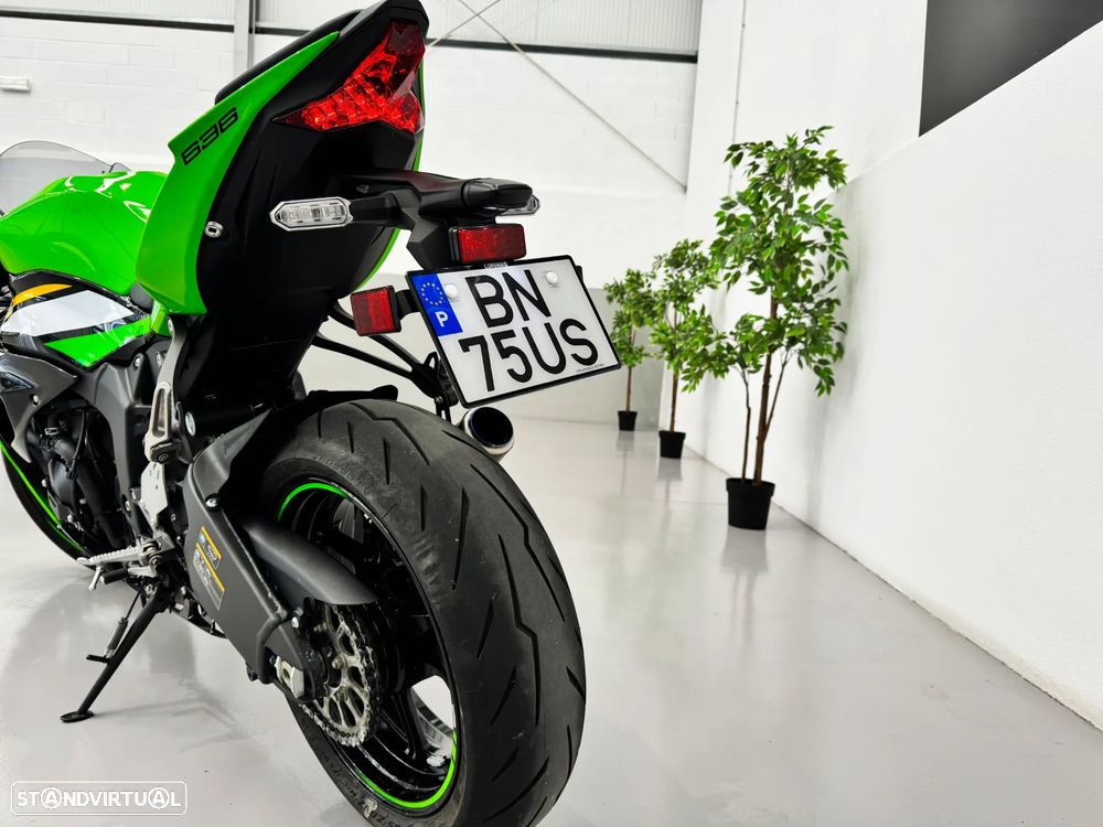 Kawasaki ZX 6R - 7