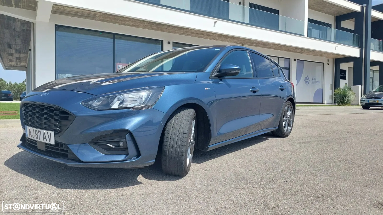 Ford Focus 1.0 EcoBoost MHEV ST-Line X - 4