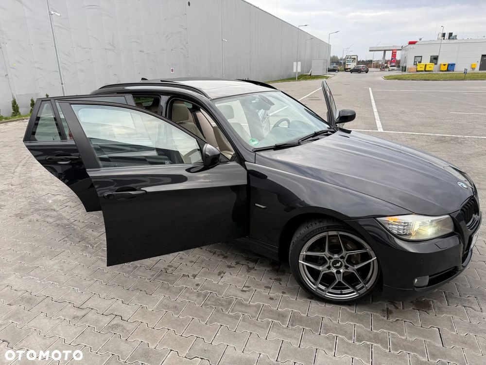 BMW Seria 3 320d - 9