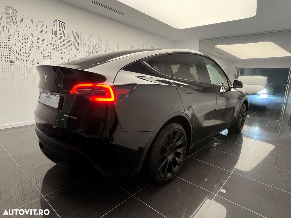 Tesla Model Y Long Range RWD - 7